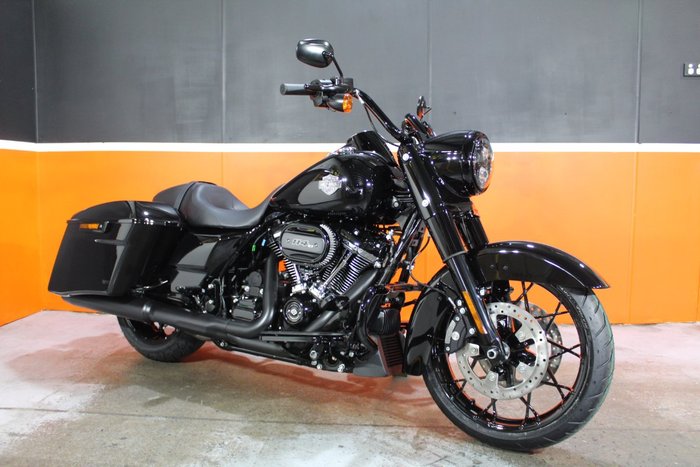 2025 Harley-davidson FLHRXS ROAD KING SPECIAL VIVID BLACK