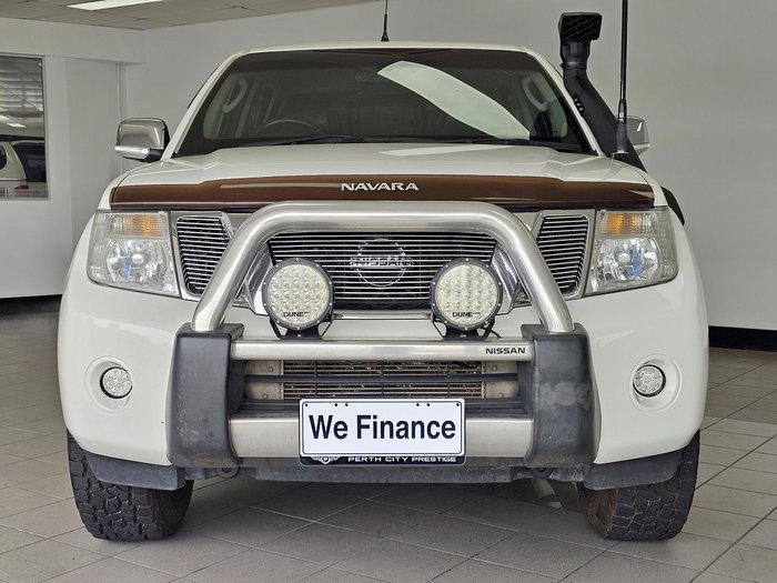 2012 Nissan Navara ST-X