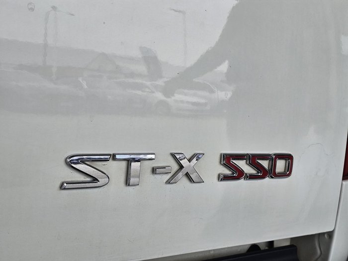 2012 Nissan Navara ST-X