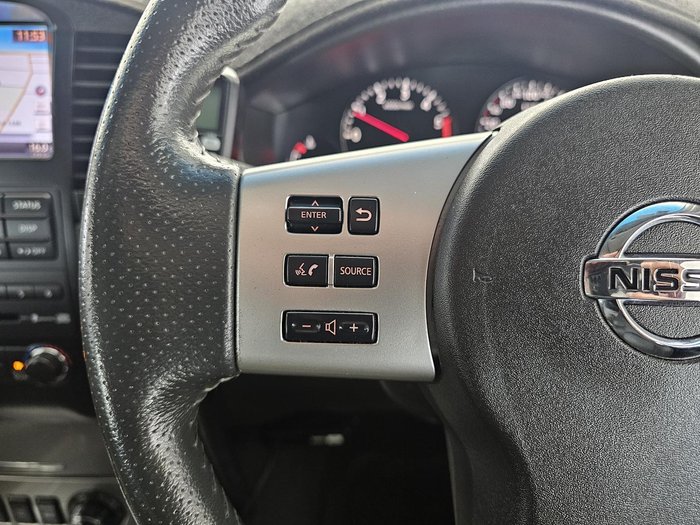 2012 Nissan Navara ST-X