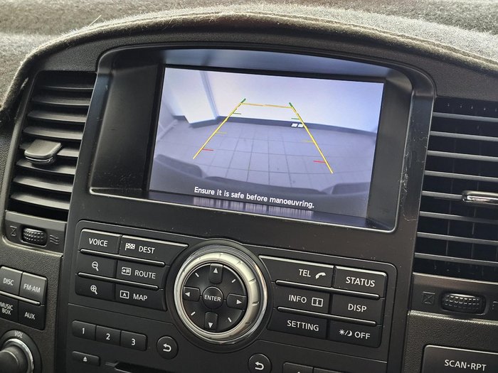 2012 Nissan Navara ST-X