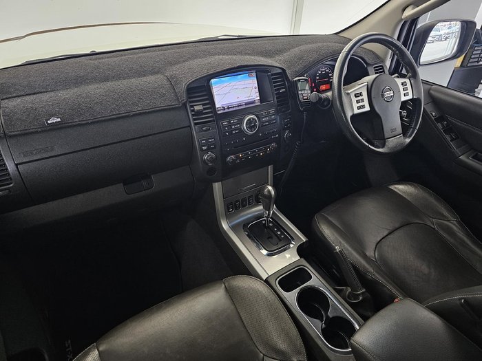 2012 Nissan Navara ST-X