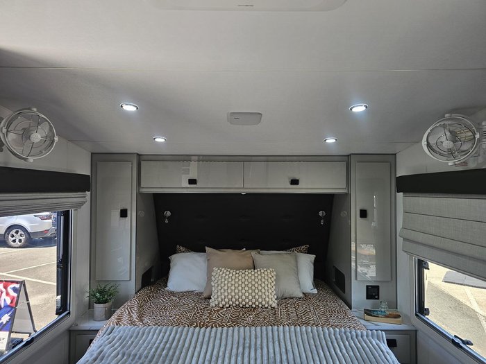 2024 JB Caravans Scorpion Sting 22'6 - 3 Bunk