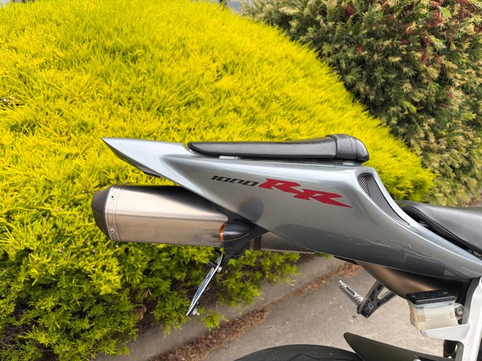 2006 Honda CBR1000RR (FIREBLADE) Silver