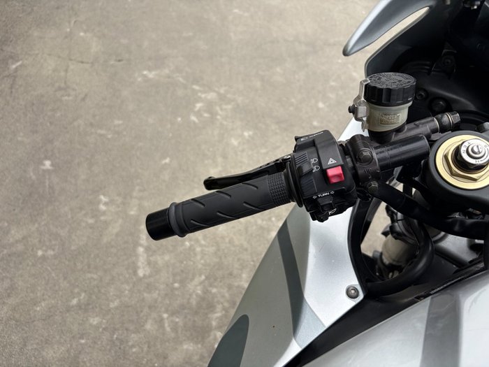 2006 Honda CBR1000RR (FIREBLADE) Silver