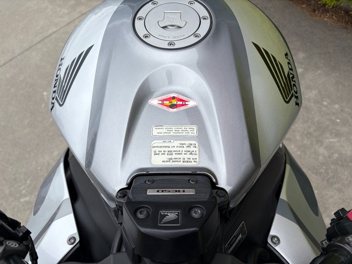 2006 Honda CBR1000RR (FIREBLADE) Silver