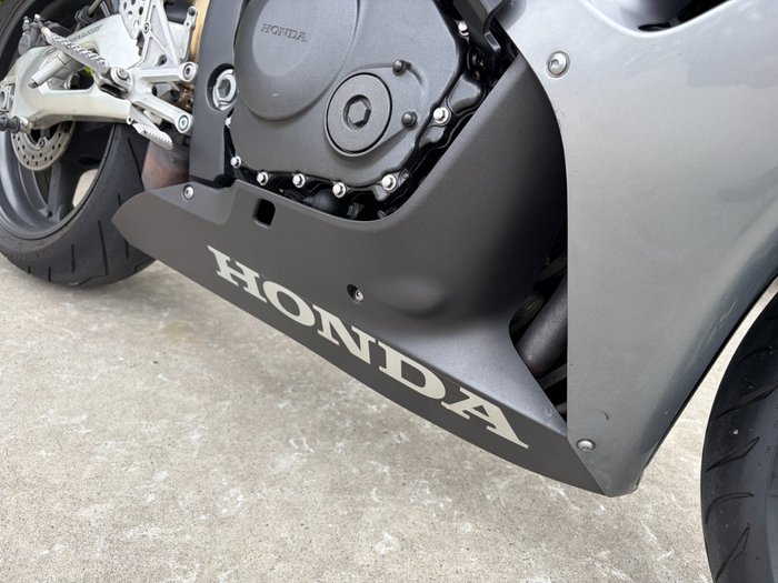 2006 Honda CBR1000RR (FIREBLADE) Silver