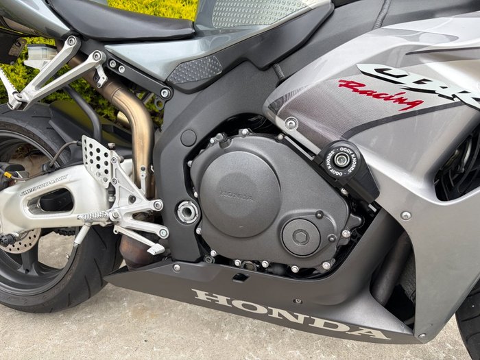 2006 Honda CBR1000RR (FIREBLADE) Silver