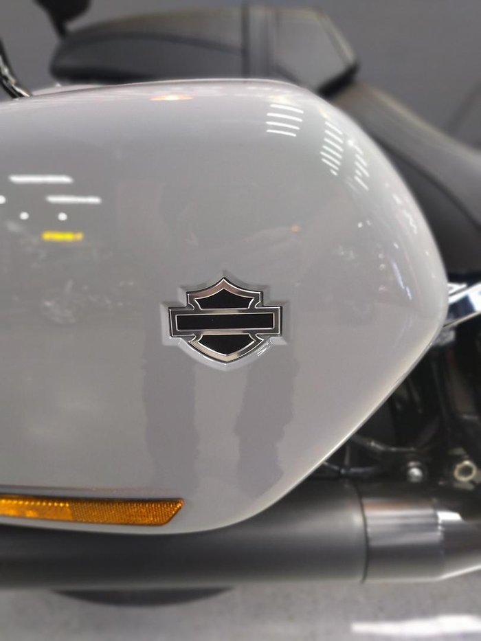 2023 Harley-Davidson Sport Glide 107 (FLSB) Softail