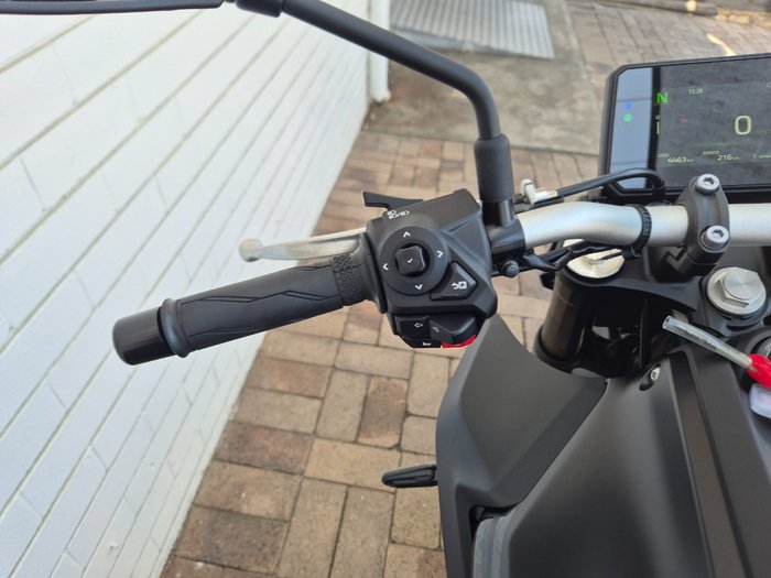 2025 Yamaha MT-07 LA (ABS) BLACK