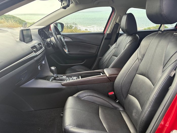 2018 Mazda 3 SP25 GT