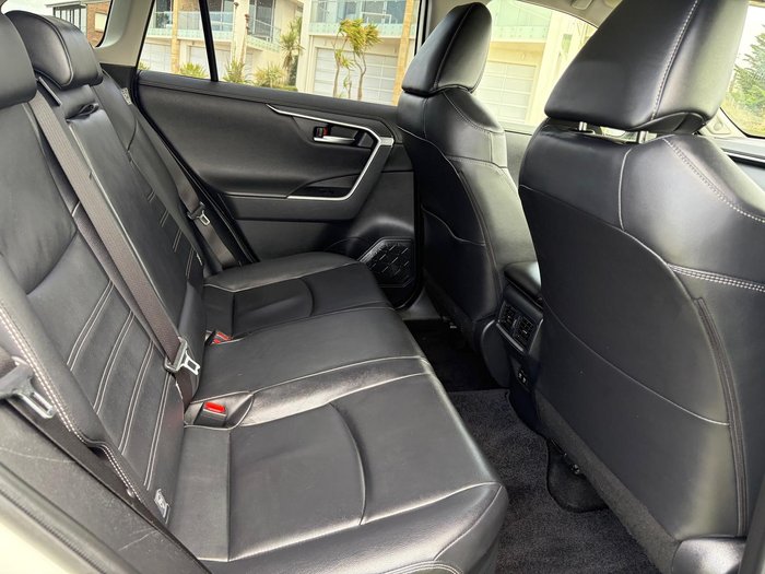 2019 Toyota RAV4 Cruiser