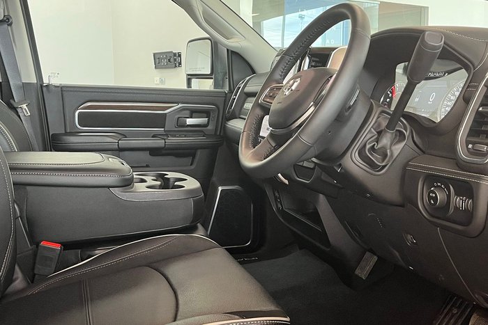 2024 RAM 2500 Laramie Rambox