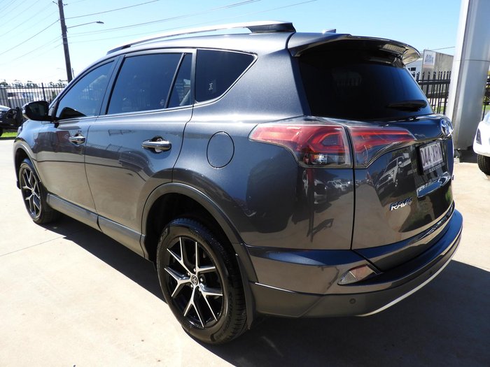 2017 Toyota RAV4 GXL