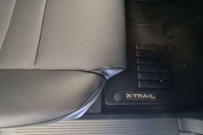 2025 Nissan X-TRAIL ST-L