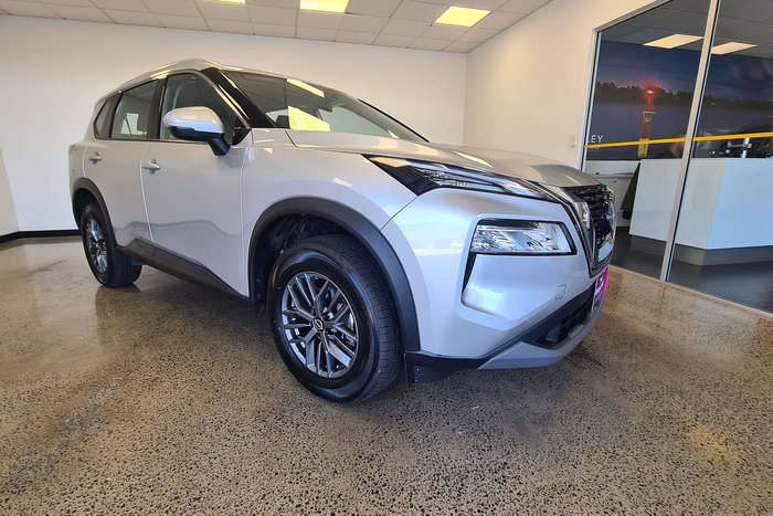 2025 Nissan X-TRAIL ST-L