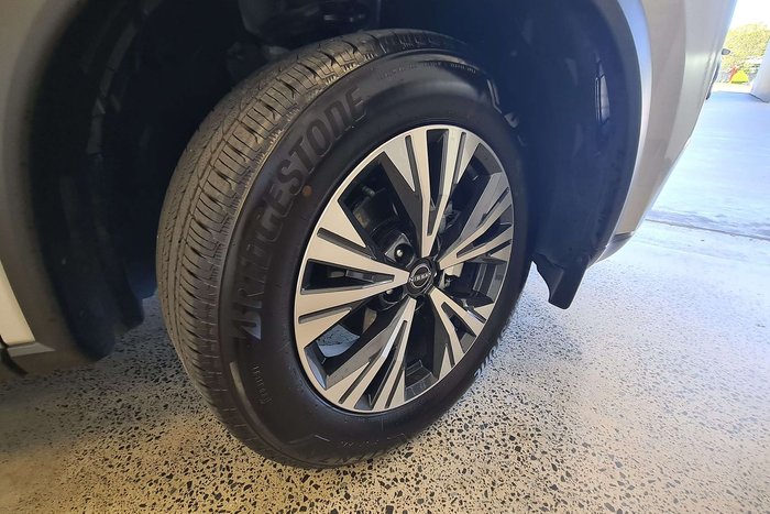 2025 Nissan X-TRAIL ST-L