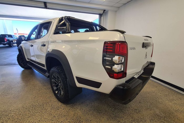 2023 Mitsubishi Triton Xtreme