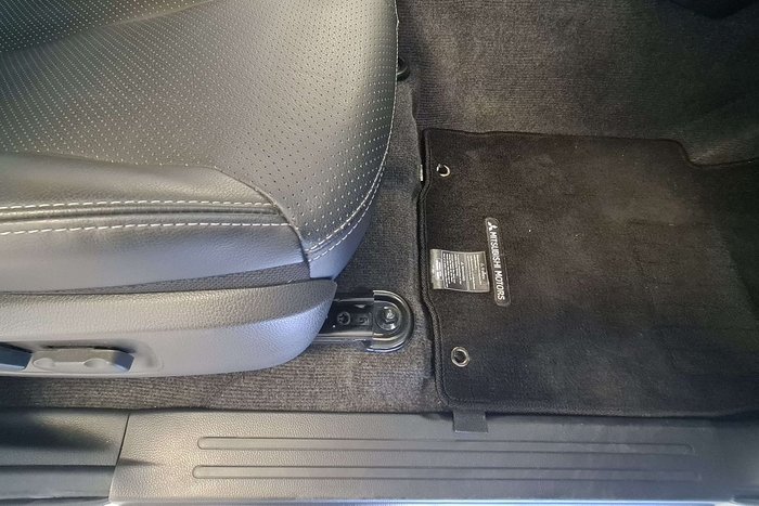 2023 Mitsubishi Triton Xtreme