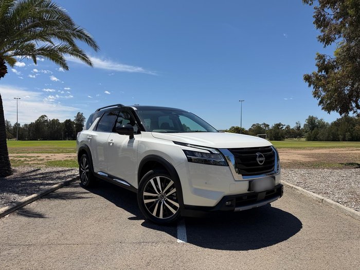 2024 Nissan Pathfinder Ti-L