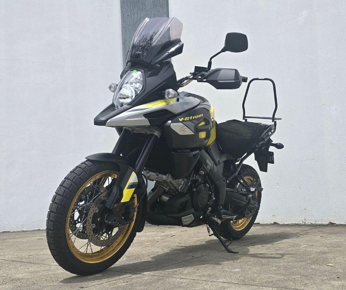2018 Suzuki V-Strom 1000 ABS (DL1000A) V-Strom Yellow