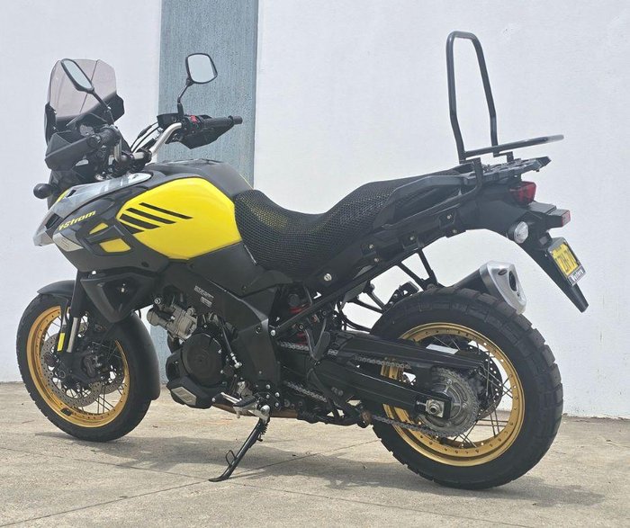 2018 Suzuki V-Strom 1000 ABS (DL1000A) V-Strom Yellow