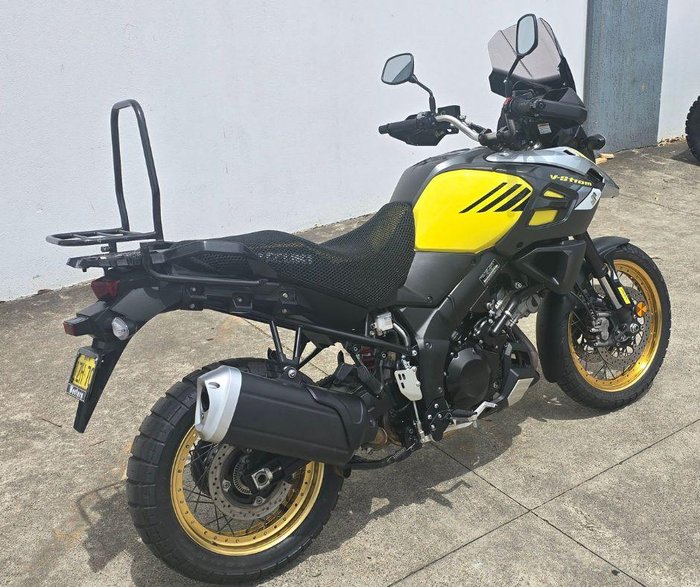2018 Suzuki V-Strom 1000 ABS (DL1000A) V-Strom Yellow
