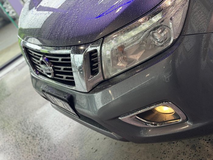 2017 Nissan Navara ST