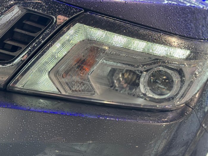 2017 Nissan Navara ST