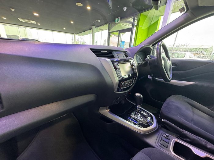 2017 Nissan Navara ST