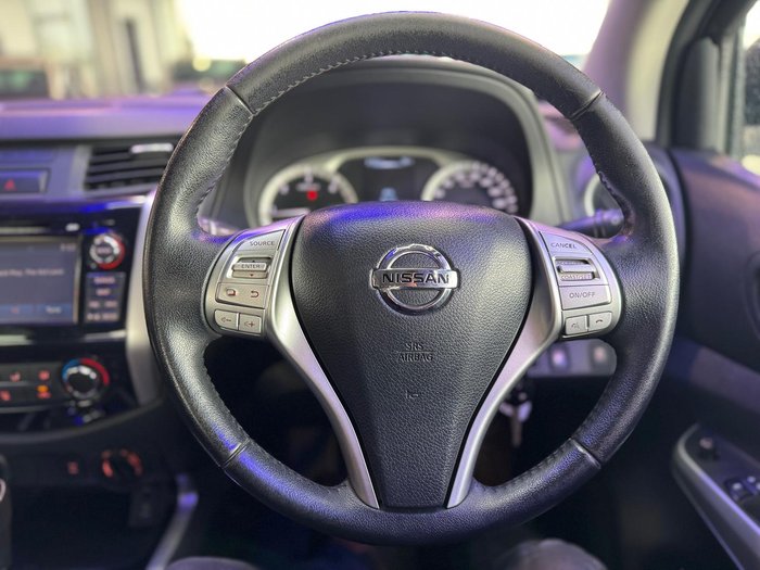 2017 Nissan Navara ST