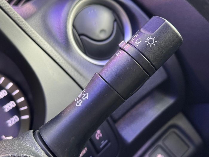 2017 Nissan Navara ST