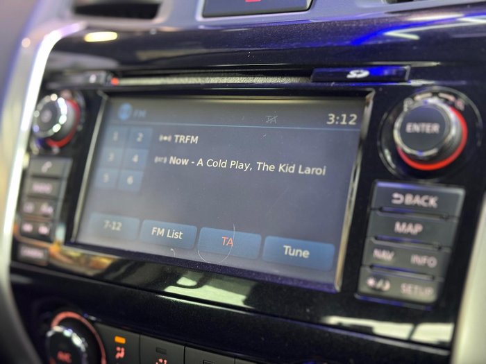 2017 Nissan Navara ST