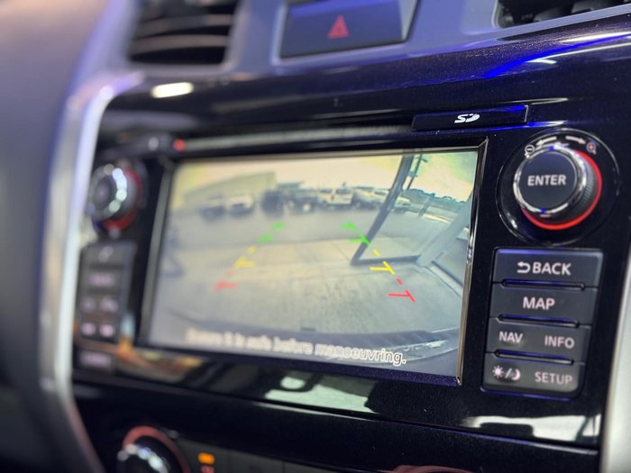 2017 Nissan Navara ST