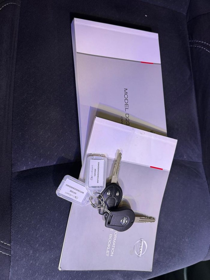 2017 Nissan Navara ST