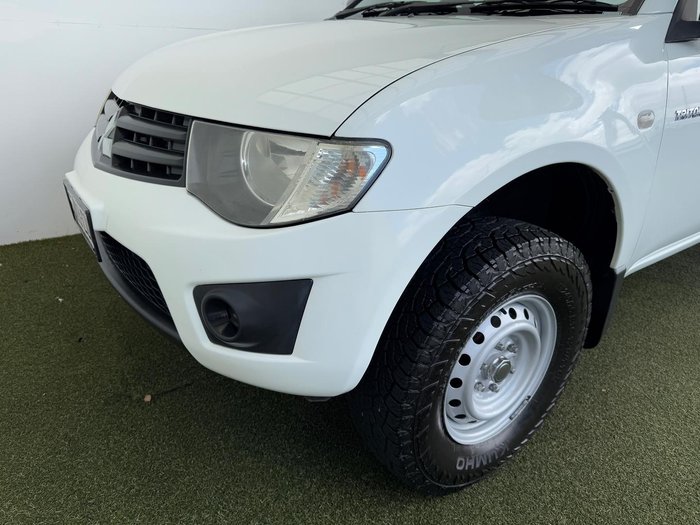 2013 Mitsubishi Triton GL