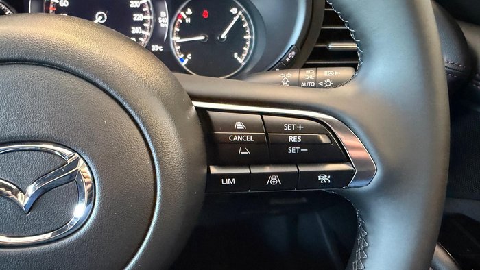 2025 Mazda 3 G25 Evolve SP