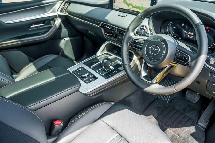 2025 Mazda CX-80 G40e GT