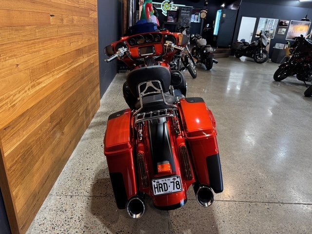 2017 Harley-davidson FLHXSE CVO STREET GLIDE Orange