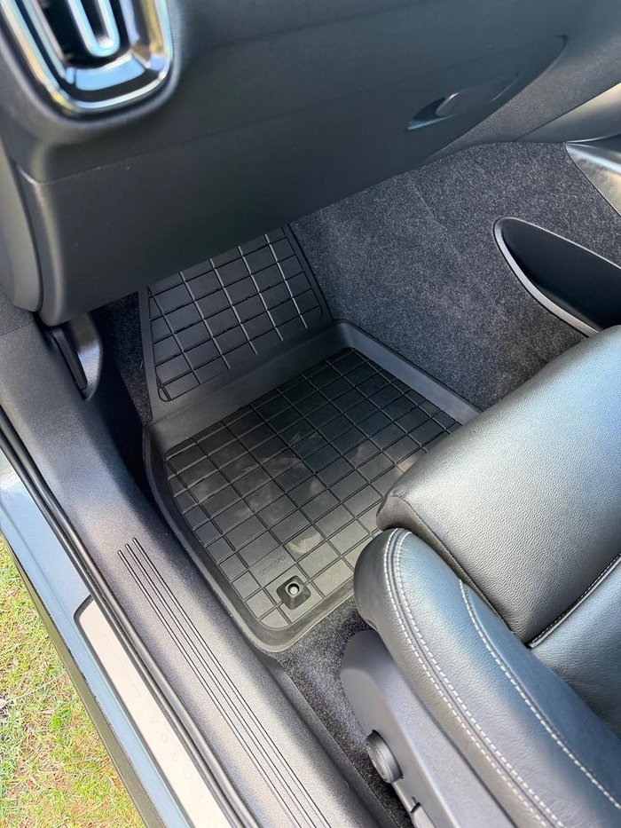 2021 Volvo XC40 T5 R-Design