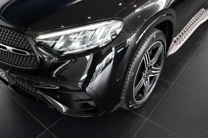 2023 Mercedes-Benz GLC-Class GLC300