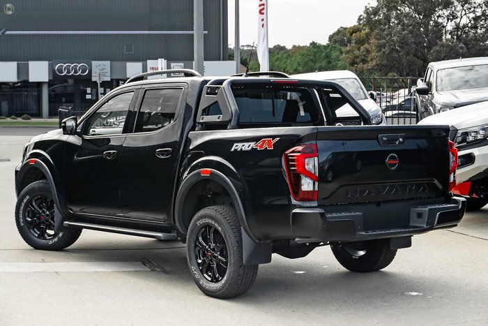 2025 Nissan Navara PRO-4X D23 MY25 4X4 Dual Range Black Star