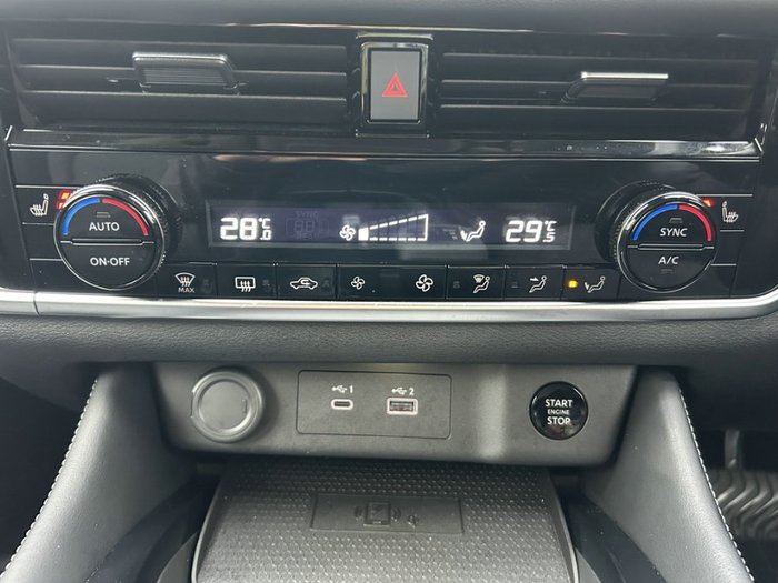 2025 Nissan X-TRAIL ST-L