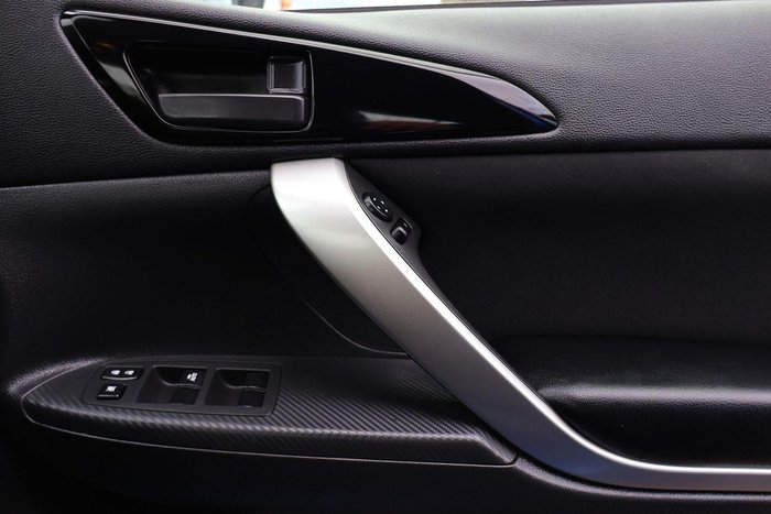 2024 Mitsubishi Eclipse Cross ES