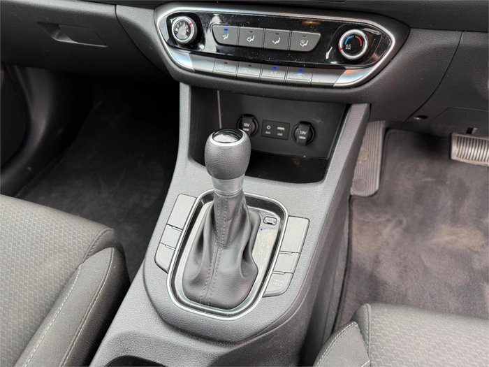 2017 HYUNDAI i30 ACTIVE