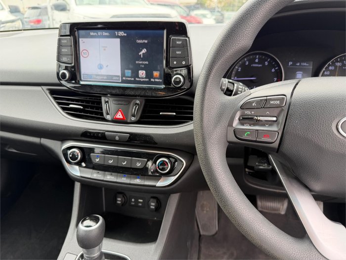 2017 HYUNDAI i30 ACTIVE