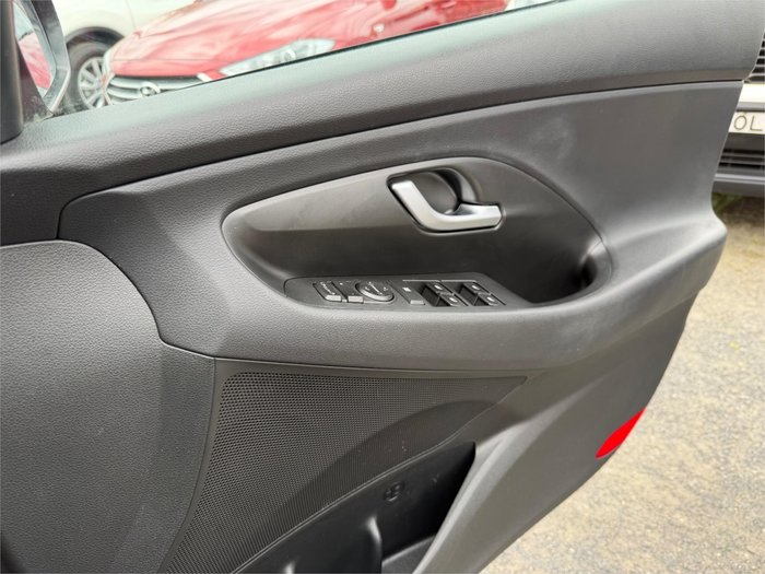 2017 HYUNDAI i30 ACTIVE