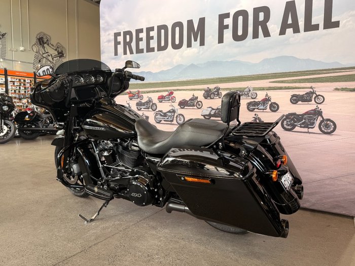 2020 Harley-davidson FLHXS STREET GLIDE SPECIAL Black