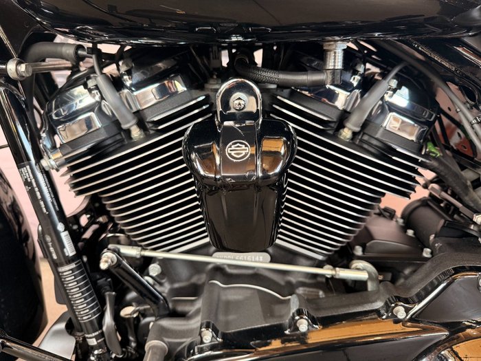 2020 Harley-davidson FLHXS STREET GLIDE SPECIAL Black