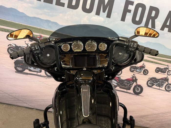 2020 Harley-davidson FLHXS STREET GLIDE SPECIAL Black